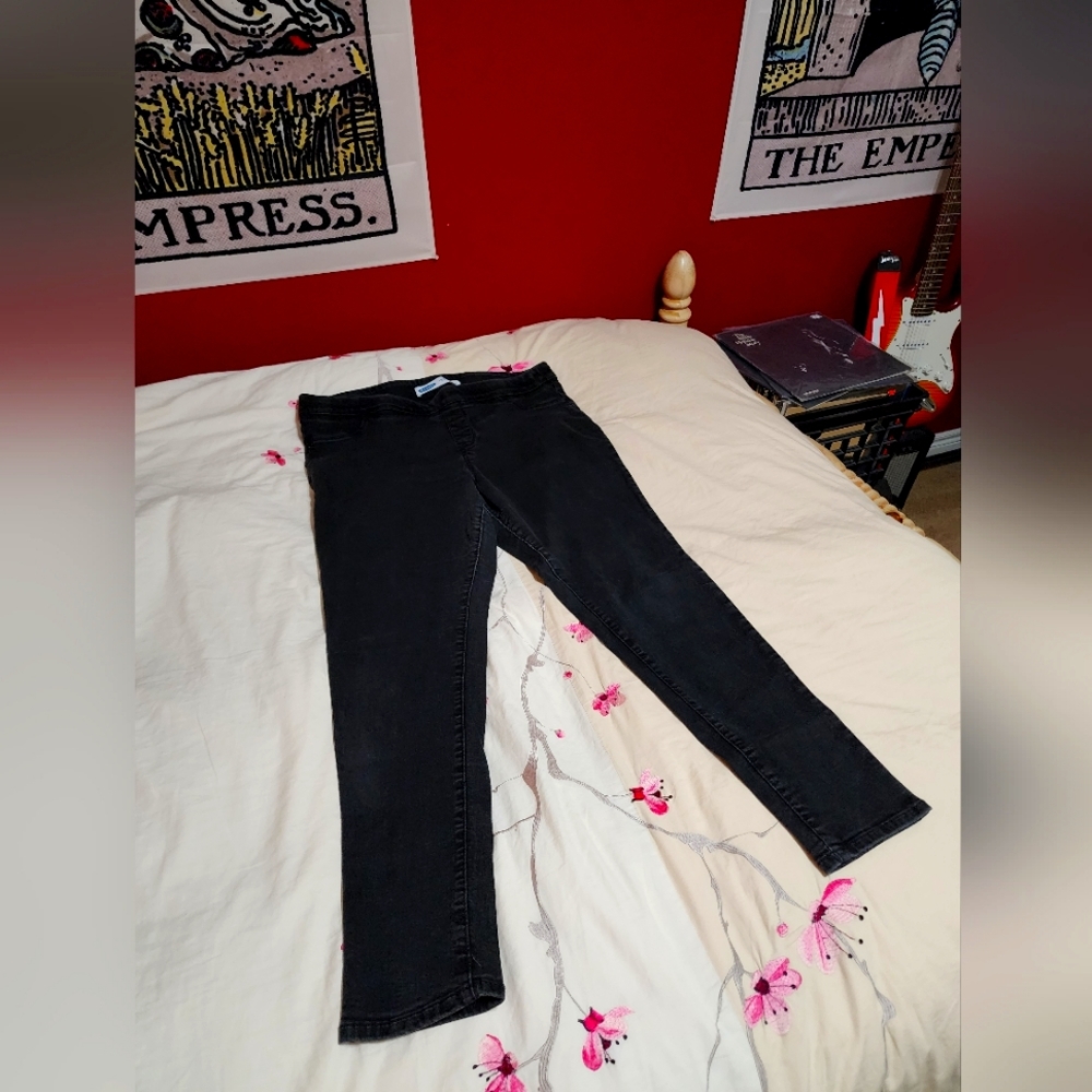 OLD NAVY PLUS SIZE SKINNY JEANS